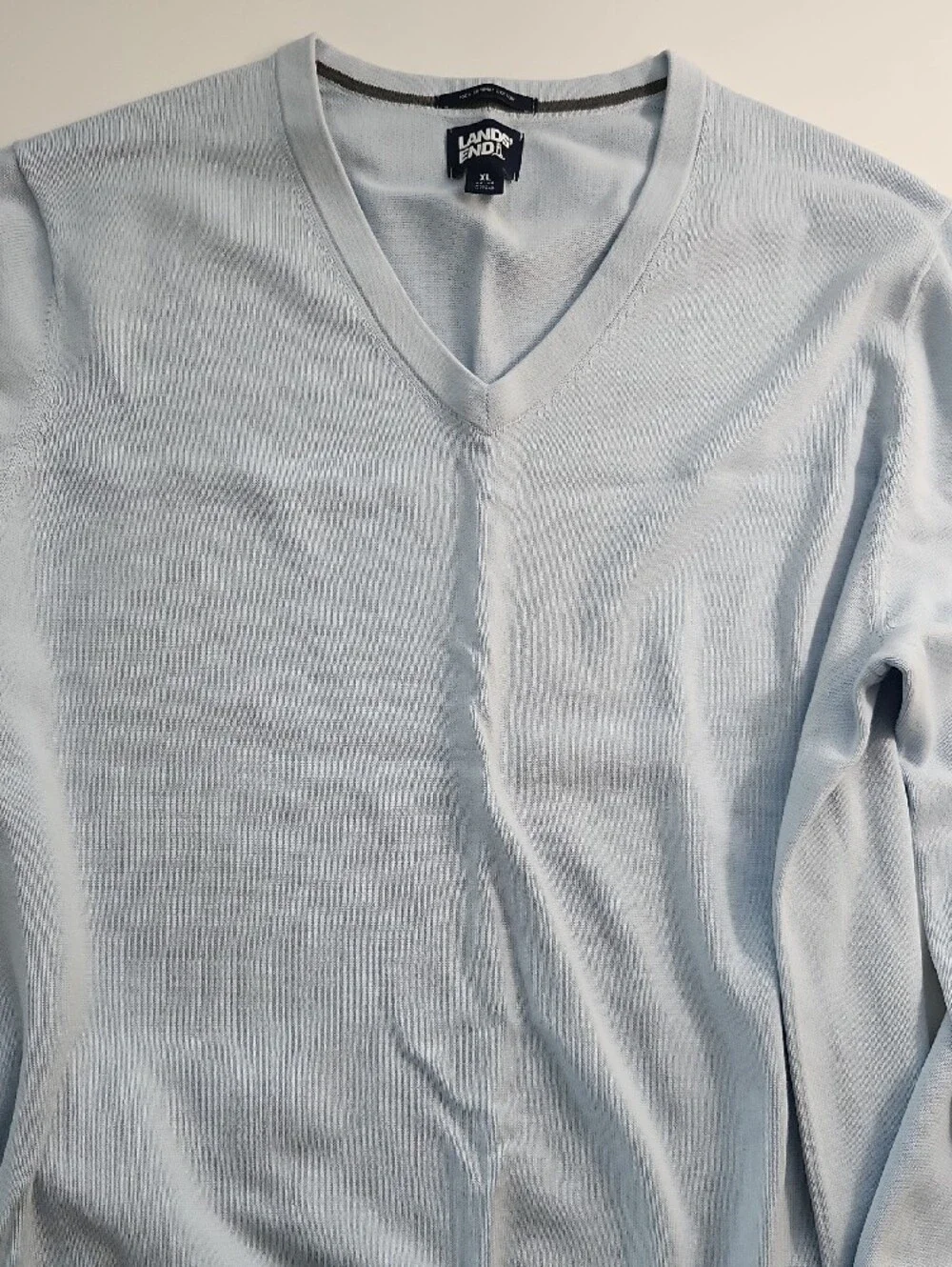 7 Lands End Men's V-Neck Sweaters - Multiple Colors
